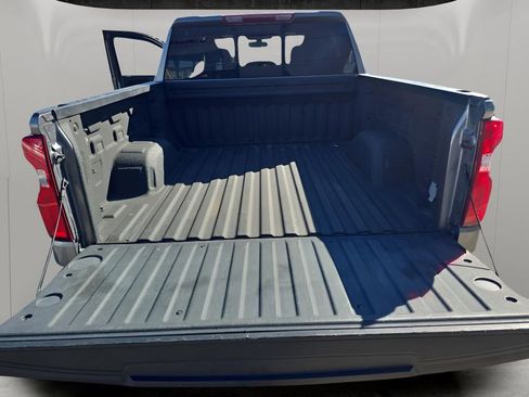 Used 2021 Chevrolet Silverado 1500 LT Trail Boss w/ Convenience Package II image 29