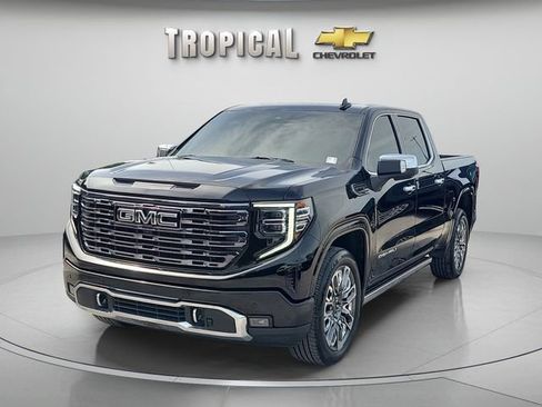 Used 2025 GMC Sierra 1500 Denali Ultimate AWD/4WD image 1