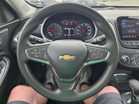 Used 2024 Chevrolet Malibu LT FWD image 23