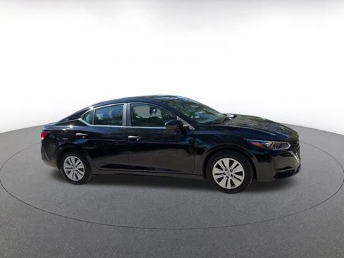 Used 2025 Nissan Sentra S image 2