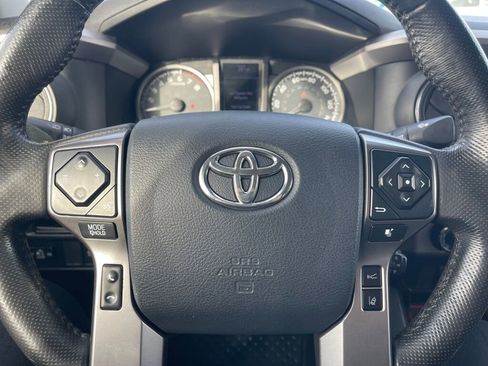 Used 2019 Toyota Tacoma SR5 image 15