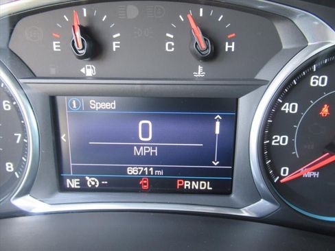 Used 2022 Chevrolet Equinox LT FWD image 23