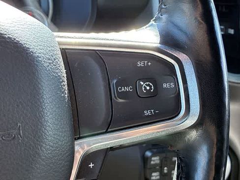 Used 2020 RAM 1500 Laramie AWD/4WD image 27