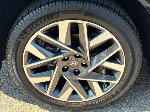 Used 2023 Hyundai Santa Fe Calligraphy FWD image 19