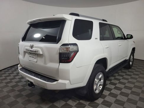 Used 2021 Toyota 4Runner SR5 Premium AWD/4WD image 5
