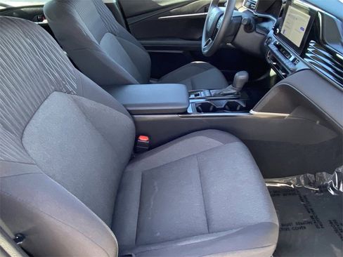 Certified 2025 Toyota Camry LE image 14