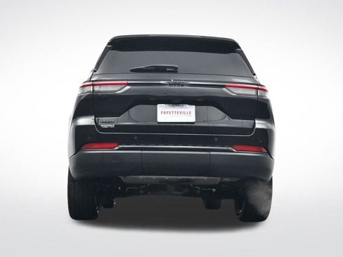 Used 2023 Jeep Grand Cherokee Altitude image 37