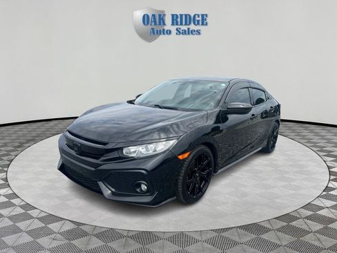 Used 2017 Honda Civic Sport image 1