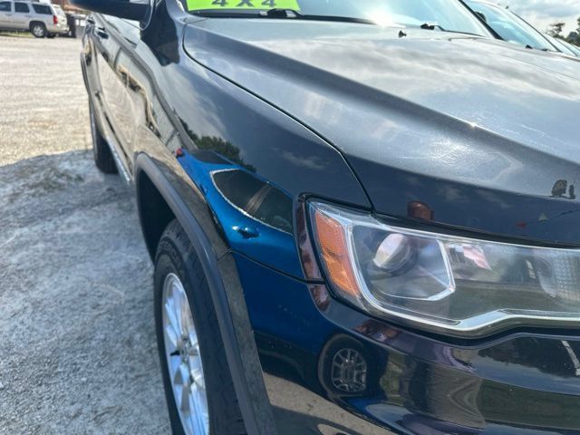Used 2018 Jeep Grand Cherokee Laredo AWD/4WD image 16