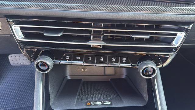 New 2026 Chevrolet Traverse High Country FWD image 22
