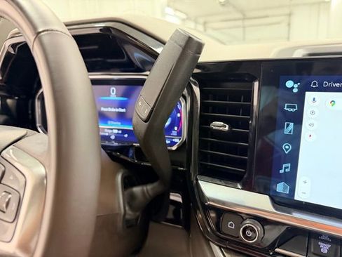 Certified 2025 Chevrolet Silverado 2500 LTZ w/ LTZ Plus Package image 19