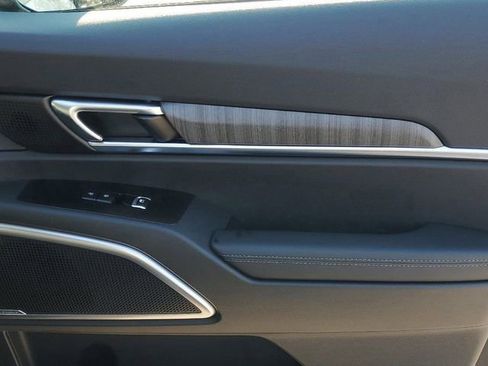 New 2025 Kia Telluride EX w/ EX Captain's Chair Package image 37
