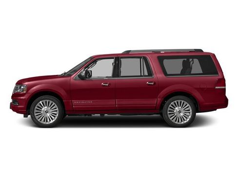 Used 2017 Lincoln Navigator L Select image 3