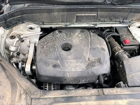 Used 2018 Volvo XC90 T6 Momentum w/ Momentum Plus Package image 43