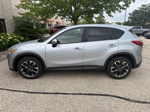 Used 2016 MAZDA CX-5 Grand Touring AWD/4WD image 2