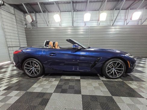 Used 2022 BMW Z4 sDrive30i w/ Premium Package 2 RWD image 9