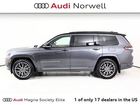Used 2024 Jeep Grand Cherokee L Summit AWD/4WD image 13