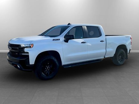 Used 2022 Chevrolet Silverado 1500 LT Trail Boss w/ Convenience Package II AWD/4WD image 3
