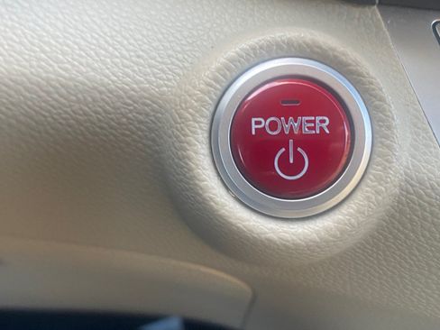 Used 2015 Honda Accord Hybrid Sedan image 16