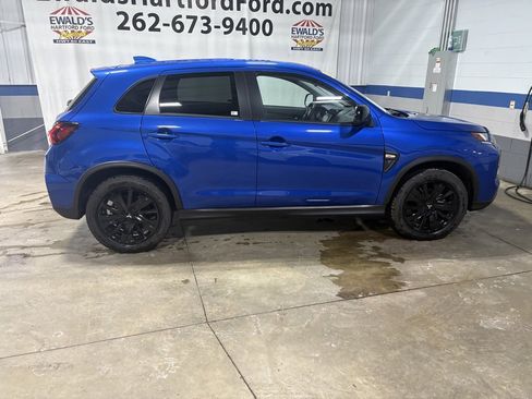 Used 2023 Mitsubishi Outlander Sport LE image 11