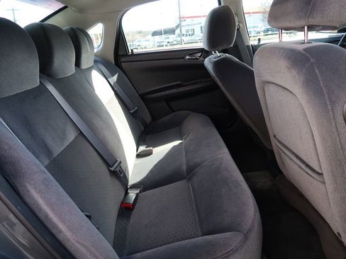 Used 2011 Chevrolet Impala LT image 8