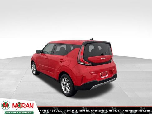 Used 2025 Kia Soul LX w/ LX Technology Package image 3