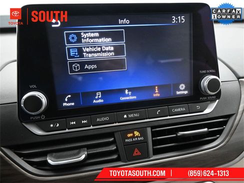 Used 2024 Nissan Altima 2.5 SV image 16