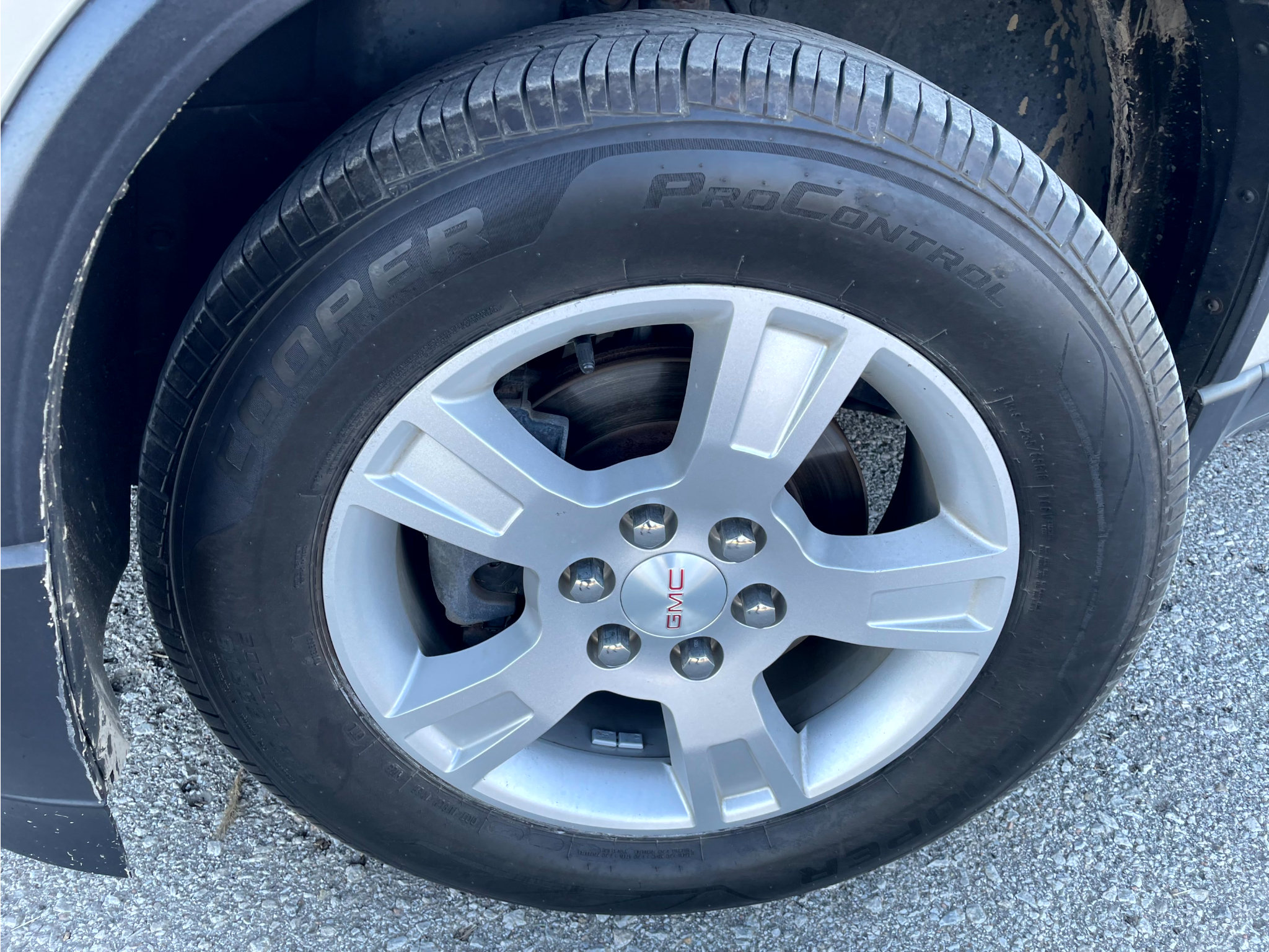 Used 2012 GMC Acadia SLE AWD/4WD image 6