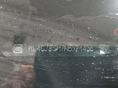 Used 2022 Buick Encore Preferred w/ Safety Package image 31