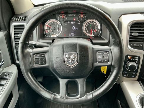 Used 2018 RAM 1500 SLT AWD/4WD image 35