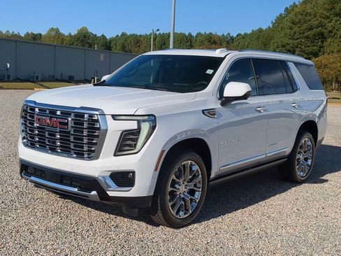 New 2026 GMC Yukon Denali w/ Sun & Power Step Package image 4