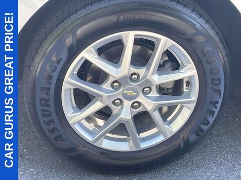 Used 2022 Chevrolet Equinox LT FWD image 8