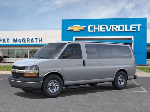 New 2026 Chevrolet Express 2500 LT w/ LT Preferred Equipment Group RWD image 2