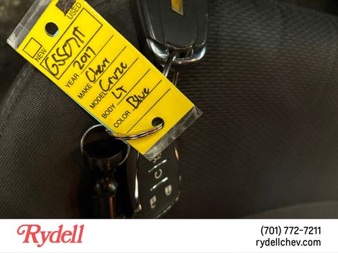 Used 2017 Chevrolet Cruze LT w/ Convenience Package image 6