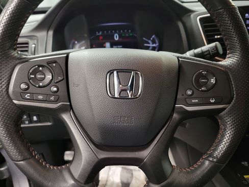 Used 2024 Honda Passport TrailSport image 17