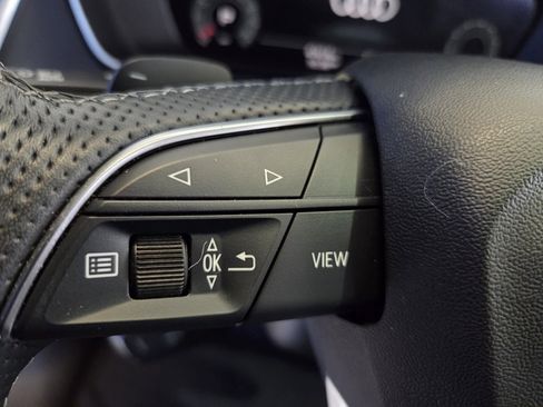 Used 2022 Audi SQ5 Premium Plus w/ Premium Plus Package image 33