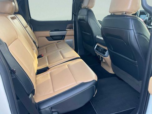 Used 2023 Ford F150 Lariat w/ Equipment Group 502A High image 19