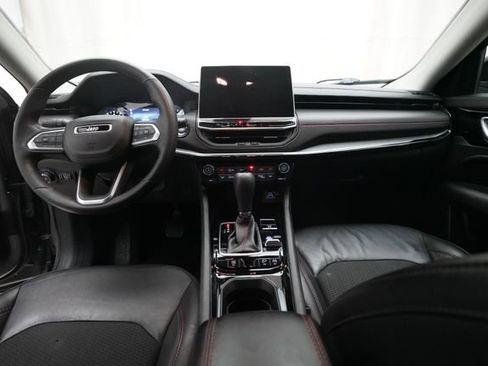 Used 2022 Jeep Compass Trailhawk w/ Trailhawk Convenience Group image 5