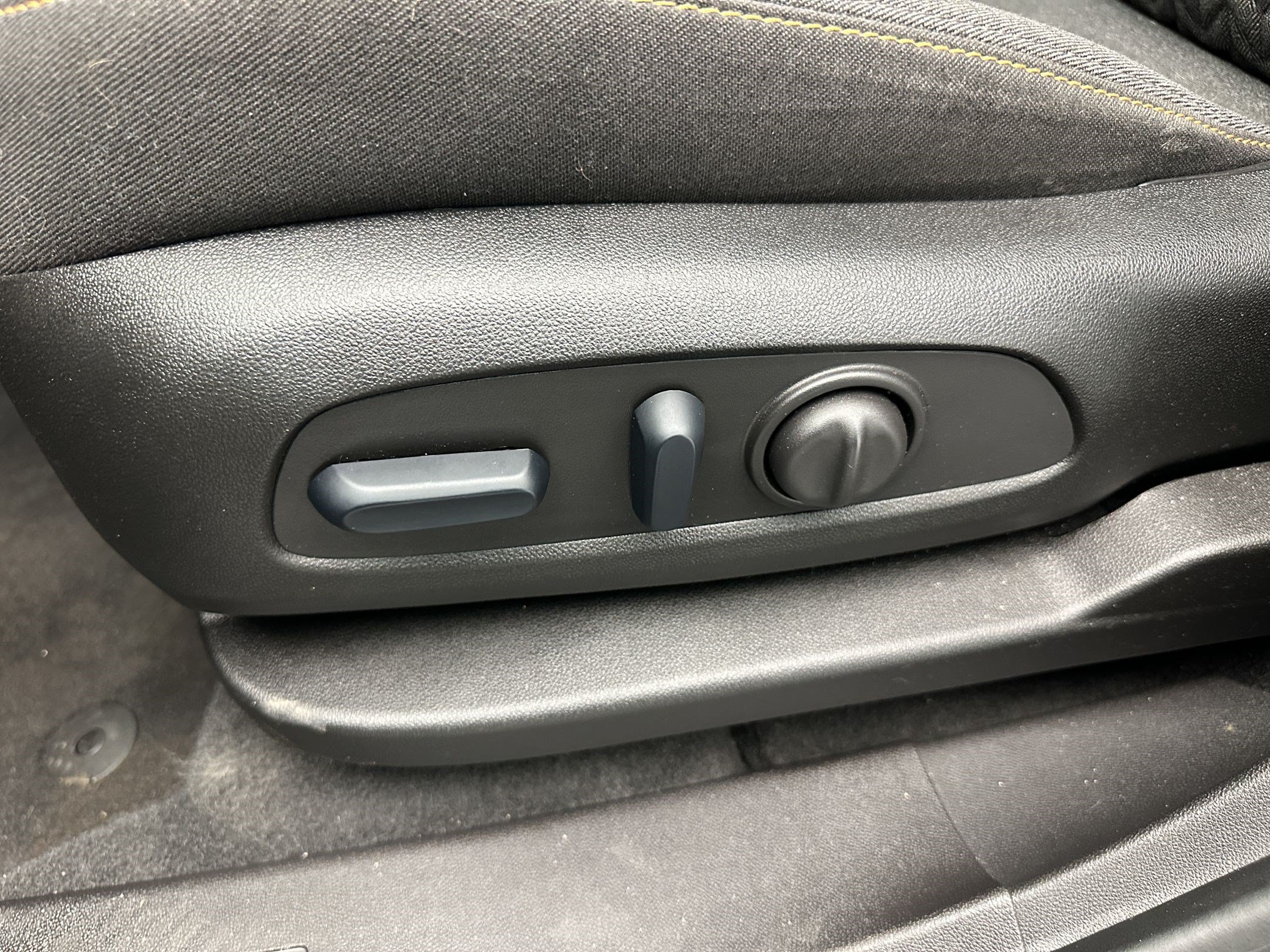 Certified 2024 Chevrolet Equinox LT AWD/4WD image 14