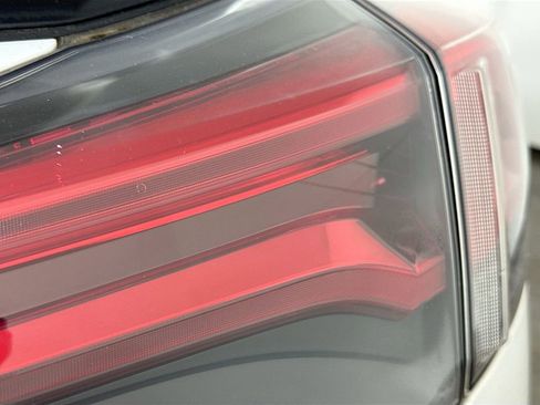 Used 2016 Toyota RAV4 XLE image 32