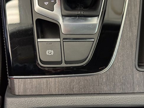Used 2022 Audi Q5 2.0T Premium Plus w/ Premium Plus Package image 39