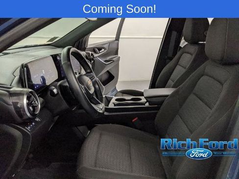 Used 2025 Chevrolet Equinox LT FWD image 15