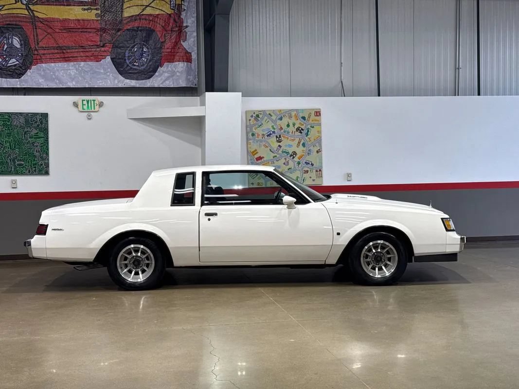 Used 1987 Buick Regal Coupe RWD image 3