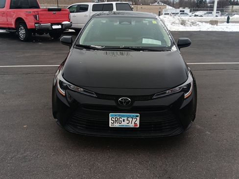 Used 2025 Toyota Corolla LE image 11