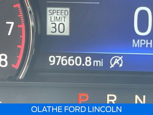 Certified 2021 Ford Explorer Limited w/ Equipment Group 301A image 17