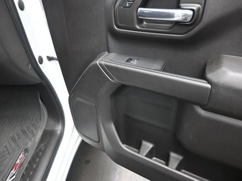 Used 2023 Chevrolet Silverado 1500 Custom Trail Boss AWD/4WD image 40