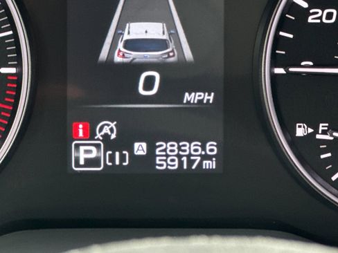 Certified 2025 Subaru Crosstrek 2.5i Limited w/ Crosstrek Mirror Package image 29