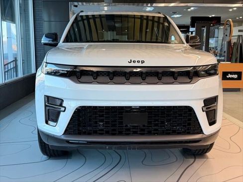 New 2026 Jeep Grand Wagoneer Limited w/ Premium Group II image 34