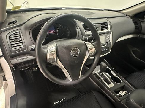 Used 2018 Nissan Altima 2.5 S w/ S Convenience Package FWD image 19