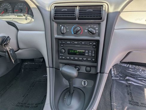 Used 2003 Ford Mustang Coupe RWD image 16